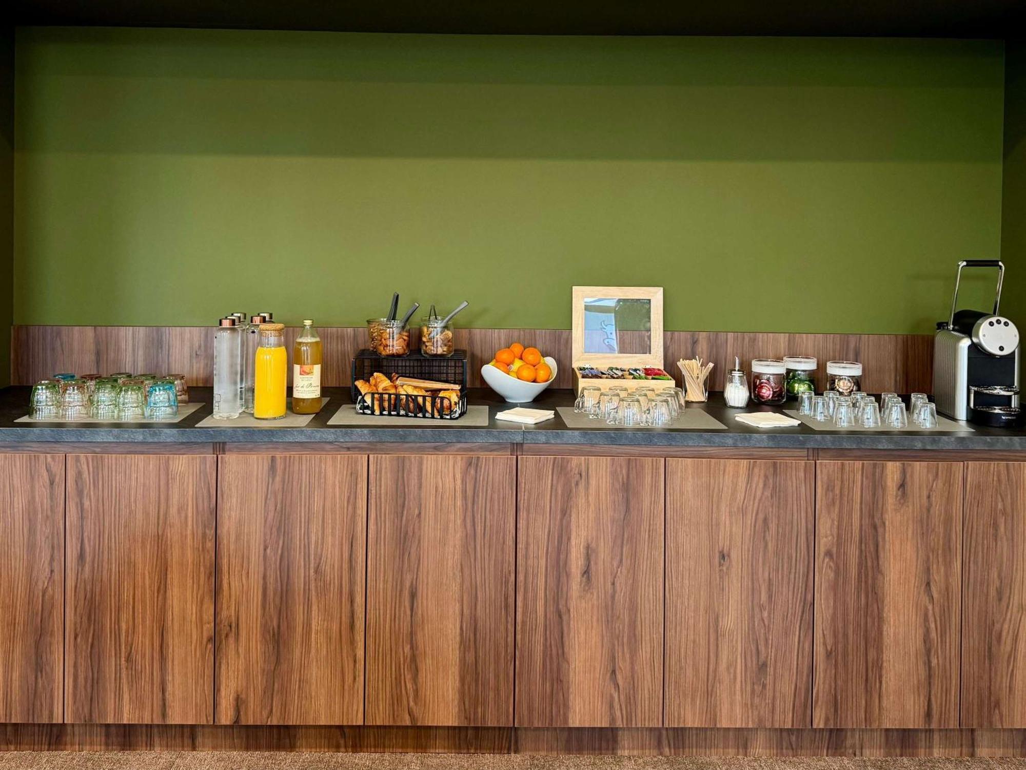 Ibis Styles Angouleme Nord - Hotel Restaurant Champniers  Экстерьер фото